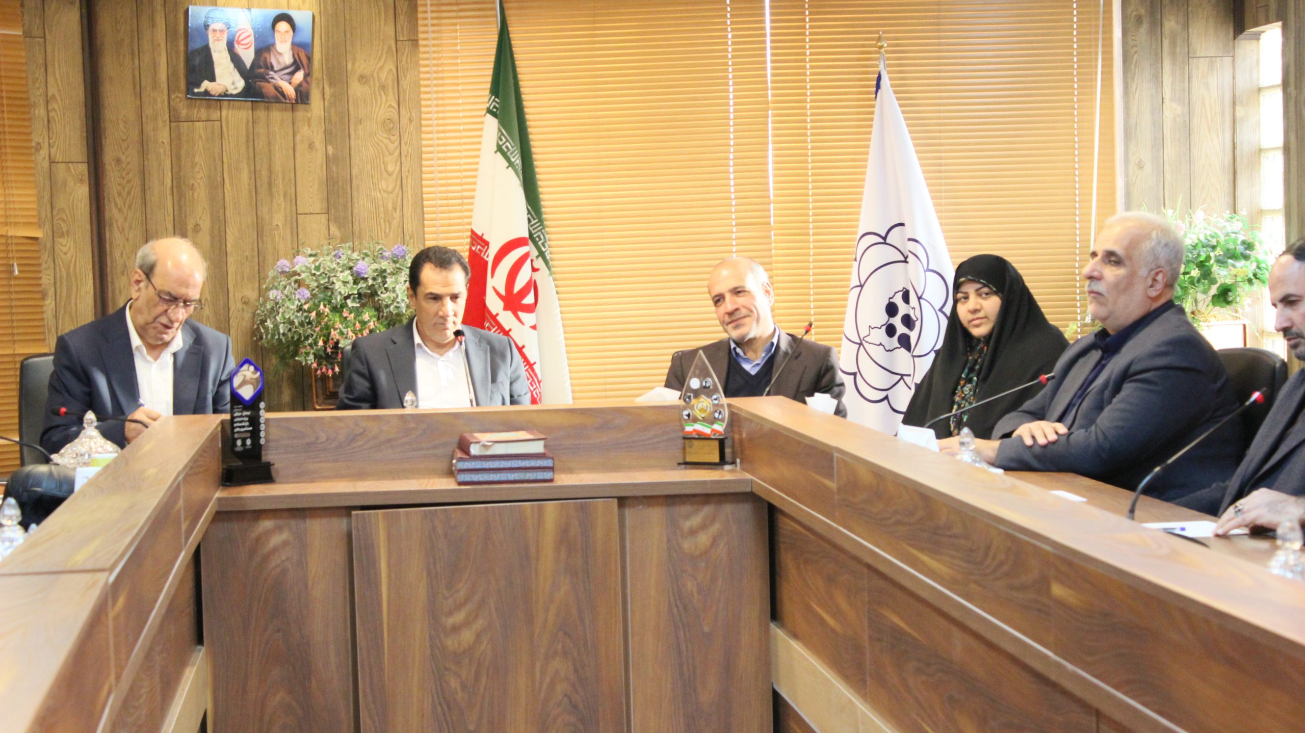 جلسه نمایندگان کارگری و کارفرمایی اسفند 1403