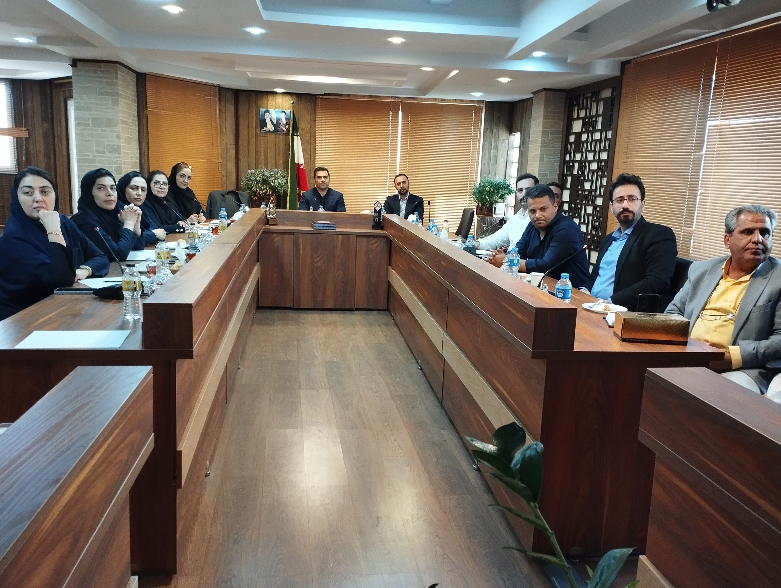 جلسه بررسی و ایجاد اتوماسیون اداری 1402