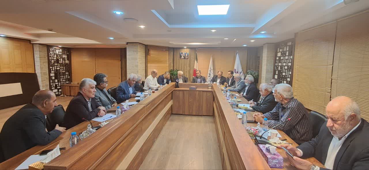 تاکید بر پیگیری مطالبات بازنشستگان تامین اجتماعی در دیدار با کمیسیون اجتماعی مجلس