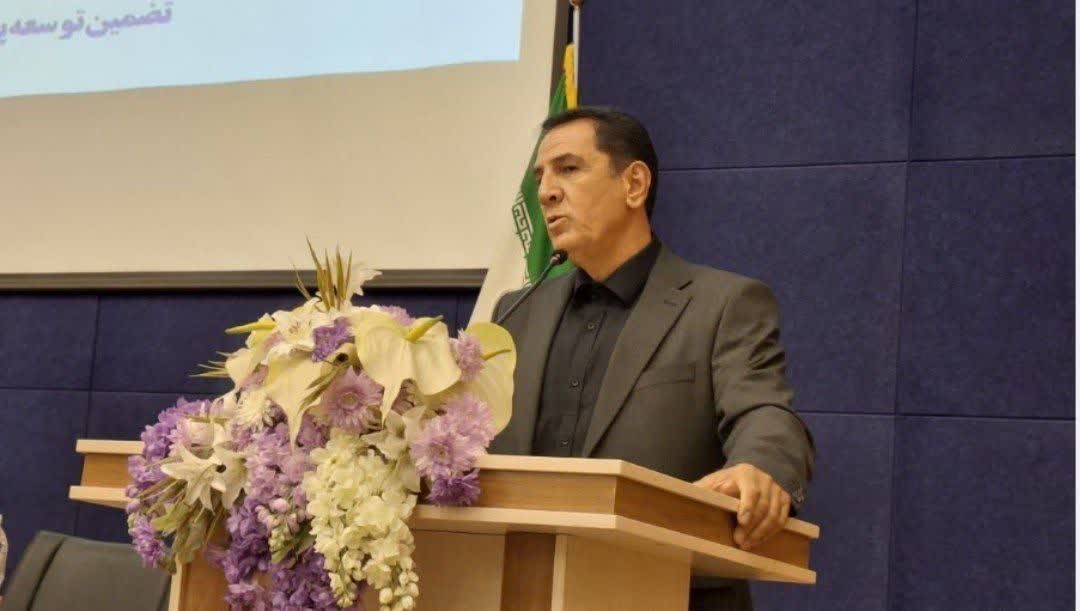 محمد اسدی رئیس ‌کانون عالی بازنشستگان مطرح کرد: