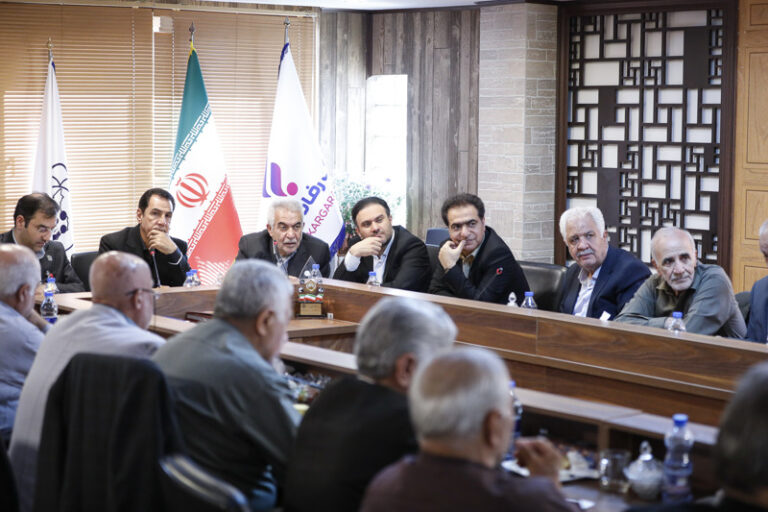 سخنان دبیر و رئیس کانون عالی بازنشستگان کشور خطاب به رئیس‌جمهور